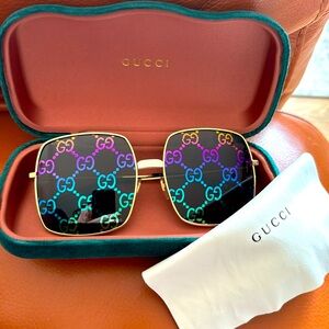 Holographic Monogram GG Gucci logo sunglasses multi color GG AUTHENTIC